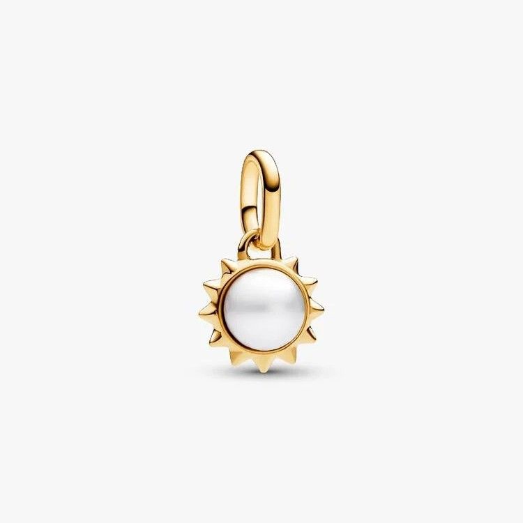 PANDORA Sun 14k gold-plated mini dangle with treated white freshwater cultured pearl
